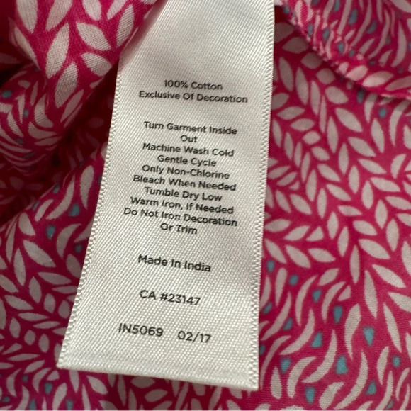 Talbots Embroidered Split Neck Tunic Top Size P - Picture 2 of 4